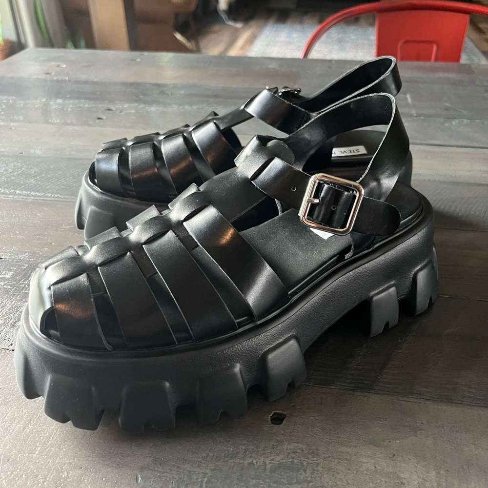 Steve Madden Black Platform Sandals